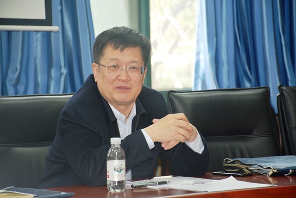 校党委副书记王勇讲话 魏孟吉摄影