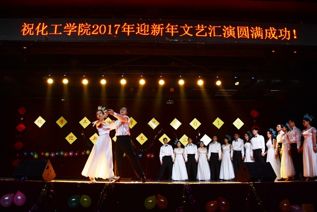 生物中心《夏日华尔兹》 李博一摄影 生物中心《夏日华尔兹》 李博一摄影