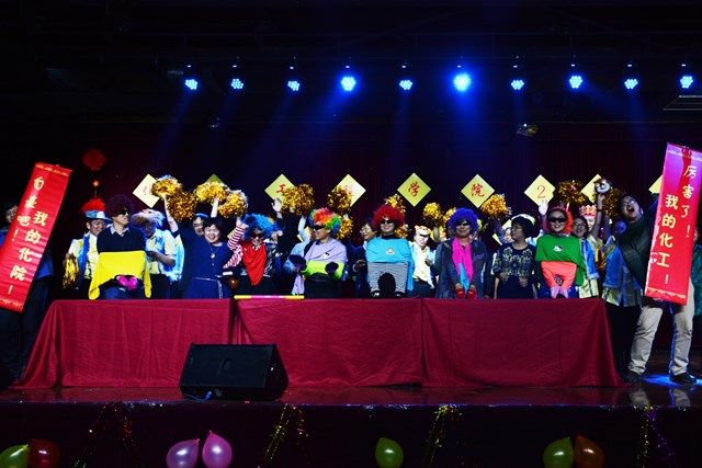 化工系《厉害了我的化工》 李博一摄影 化工系《厉害了我的化工》 李博一摄影