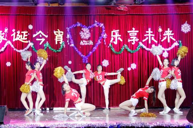 开场舞《啦啦操》