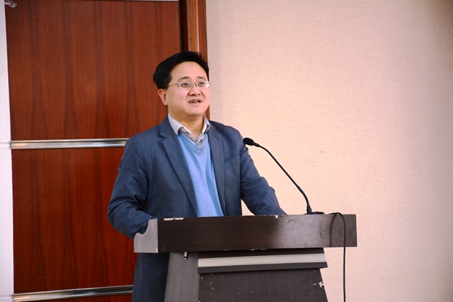 吕雪峰副所长致辞 李博一摄影 吕雪峰副所长致辞 李博一摄影